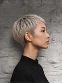 船橋/淡色ブロンド/前髪短めハイトーンベリーショート