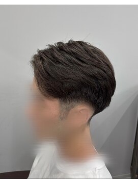 フイ 自由が丘(men's salon Hui) かきあげショート
