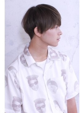 刈り上げ メンズ 韓国風 マッシュ Ador Hiro L アドール Ador のヘアカタログ ホットペッパービューティー
