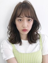 アイティー バイ アルバム 浦和店(IT by ALBUM) ミディアムカールヘア_オリーブカラーハイライトカラー_27691