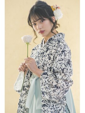 ケアル(Carel) 卒業式袴一式レンタル【白×ネイビー】フラワーレース☆