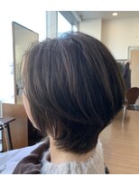 ムーア(MUA)&nbsp;【MUA龍満】☆イルミナカラー＋くびれショート