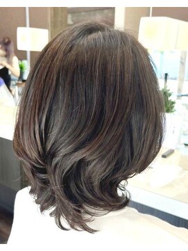 エノモト(ENOMOTO) レイヤーカットパーマスタイルダークグレージュナチュラル