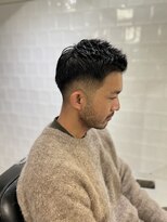 メリケンバーバーショップ フクオカ(MERICAN BARBERSHOP FUK)&nbsp;かきあげナチュラルフェードビジネスマン