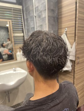 銀座マツナガ 神田店 人気メンズパーマツイスパ爽やか学割20代30代波巻き