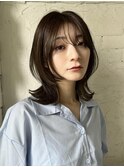 くびれレイヤーボブ×長めシースルーバング