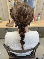 リタ 枚方(Rita) 結婚式お呼ばれ◎編みおろしヘアセット×トレンド感