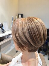 ホワイト テラス(White Terrace) 明るい白髪染め/白髪を活かした天然ハイライト