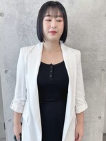 モリオ(morio)&nbsp;＊ミニボブ切りっぱなしボブ耳かけボブ大人顎ラインボブ軽めボブ