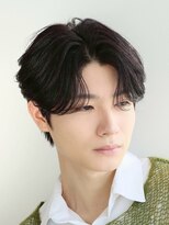 アズ ワン(AS ONE)&nbsp;韓国ヘアコンマバング韓国マッシュセンターパートフェザーパーマ