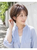 大人のふんわり耳掛けショート