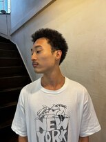 ビーバイエイトジェンツ(Bee by EIGHT GENTS)&nbsp;リバースセンターパート/ニュアンスパーマ/ダウンバング/心斎橋