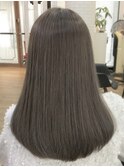 ツヤ感重視のAライン内巻きロング