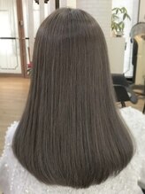 グロウヘアデザイン(grow hair design) ツヤ感重視のAライン内巻きロング