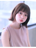 オモルフィ(Omorfi)&nbsp;大泉学園【Omorfi】毛先カール　イルミナカラー