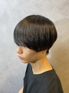 ヘアサロンM 新宿 重ためマッシュ