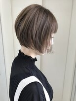 ヘアーデザイン リボン(hair design Ribon) カーキベージュ×ショートボブ♪