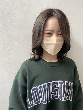 ネオリーブルカ 御茶ノ水店(Neolive Luca) オリーブカラー