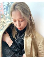 遊人セントラル(CENTRAL)&nbsp;[心斎橋/難波］ハイトーンホワイトミルクティーブロンド