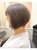 襟刈り上げショートアッシュ