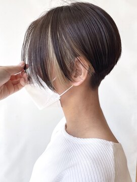 モリオフロムロンドン 原宿本店(morio from London) 【morio 原宿】刈り上げハンサムショート　インナーカラー