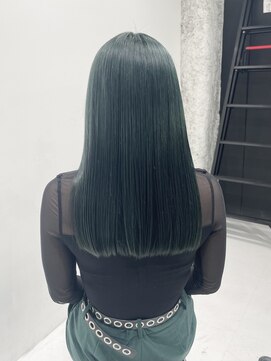 ココ 本八幡(KOKO) 黒髪クラゲヘアーオリーブグレー小顔ココアベージュロングヘア