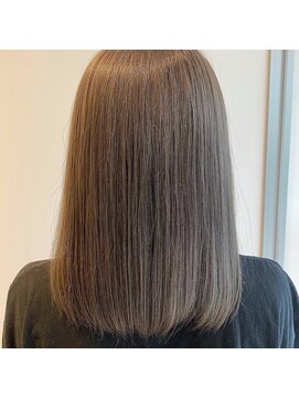 美容室 アイディー i-dee ブリーチありグレージュ