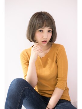 エイチバイシオミエイチ 神戸三宮(H by shiomi H) 【shiomi H】グレージュワンカールボブ