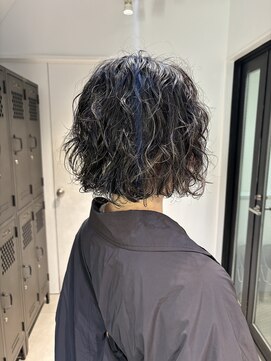 ナループロアツム(Nalu pu loa Tsum) ボブパーマ ハイライト