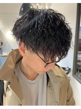 フリーク バーバーショップ 都島店(FREAK BARBER SHOP) 黒髪王道ツーブロックモテマッシュツイストスパイラルパーマ