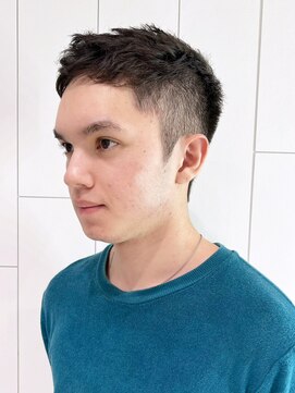 アイティーバイアルバム 下北沢店(IT by ALBUM) 短髪グレージュカラーツーブロック_ba430721