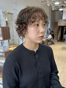 ベンチ(bench) “ bob perm”