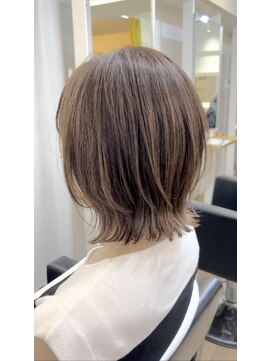 イオエ(ioe) 黒髪/ボブルフ/ネビージュ/小顔/ワンレン/髪質改善/グレージュ