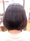 前下がりショートボブ