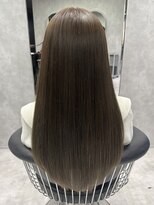 シティ(CITY)&nbsp;ツヤ髪オリーブベージュ×レイヤーカット【髪質改善】