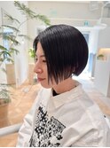 黒髪ミニボブ