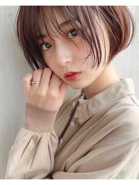 ゴカンムード(Gokan mood) ハイライトバレイヤージュダブルカラーショートカット30代40代