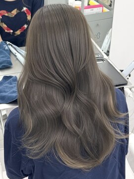 アマトウキョウスマートサロン(AMA TOKYO×Smart Salon) 韓国ヘア　透明感カラー　オリーブ