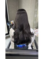 ラック(LUCK)&nbsp;イルミナカラー/髪質改善/船橋/くすみベージュ/細めハイライト