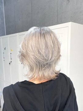 ワンズミラー 立川(ONE'S MIRROR) ケアブリーチ/メンズカット/ハイトーンカラー/似合わせカット