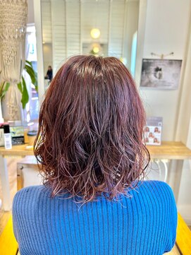 デューク リムニ(du:c Rimuni) ツヤ髪ピンクブラウンパーマ