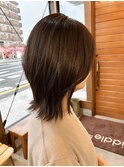 外ハネくびれミディアムレイヤー