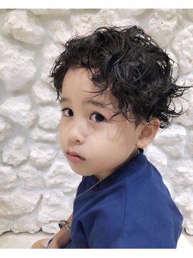 モアナ バイ ヘッドライト 武蔵小杉店(Moana by HEADLIGHT) キッズパーマ☆キッズカット