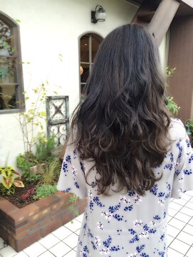 ロッカイトシマテン(rocca) ☆大人かわいいリッチグラデーションヘアー☆