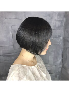 ヘアサロンエム 川越(HAIR SALON M) デザインカラー/厚めバング/ローライト/スリークボブ