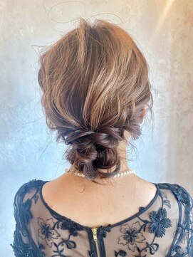 ベルビアンカ(Belle BIANCA) Belle BIANCA シニヨンアレンジ/結婚式/二次会 by Yukiho