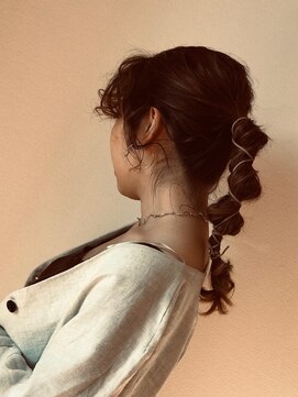 ウーヴリール 総社店(ouvrir) まとめ髪