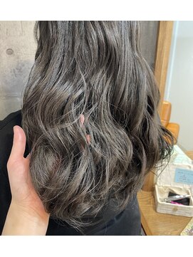 エクラートリアン 藤沢店(ECLART Lien) 赤み消し☆グレージュ[藤沢/髪質改善]