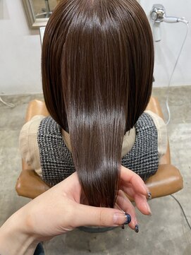 アンジュール(UNJOUR.) 【髪質改善】カットカラートリートメント　30代40代50代