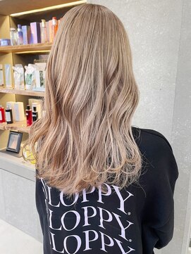 ロンドワン 三宮元町(Lond one) ハイトーン！ブリーチ/ダブルカラー×韓国★レイヤーロング